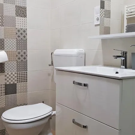 Erdoalja 11 Apartament *