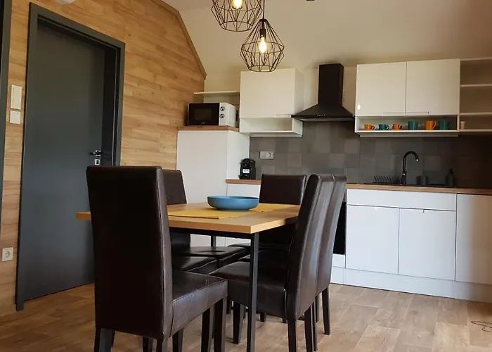 Erdoalja 11 アパート